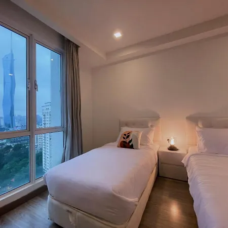 Lux Suites Kl City Pavilion Bukit Bintang With Infinity Pool Kuala Lumpur Exterior photo