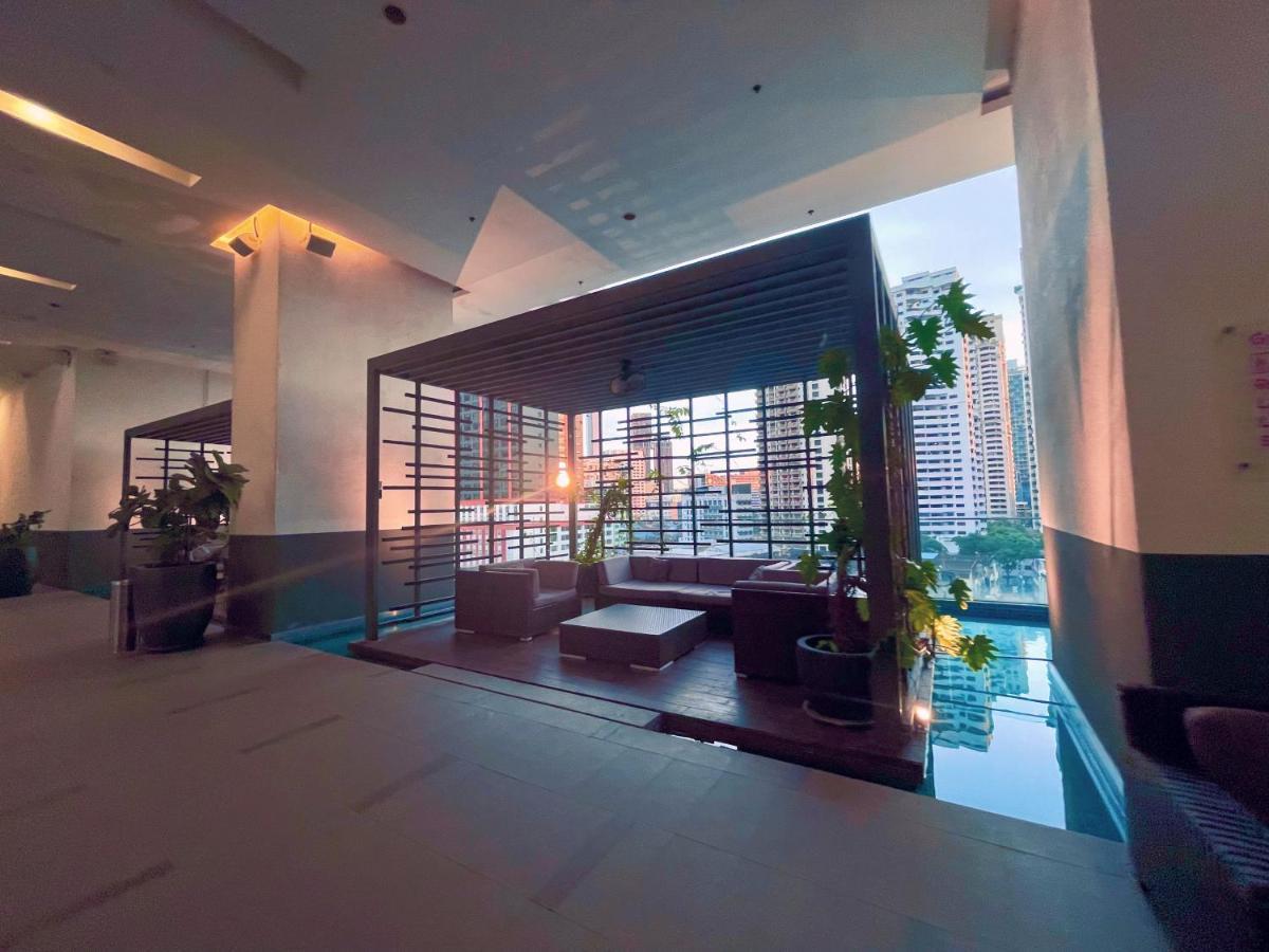 Lux Kl Pavilion Bukit Bintang With Infinity Pool