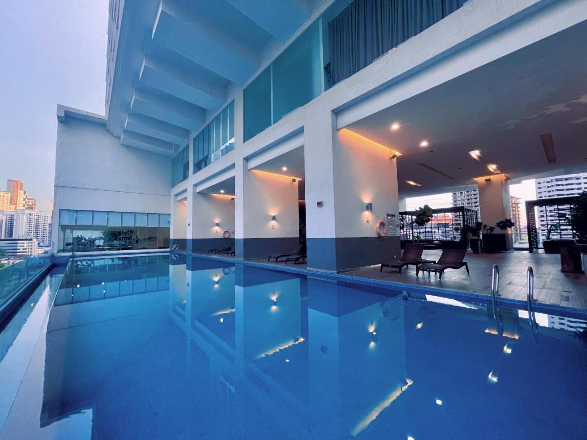 Lux Kl Pavilion Bukit Bintang With Infinity Pool Apartment Kuala Lumpur